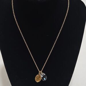 Gold Tone Pendant Necklace